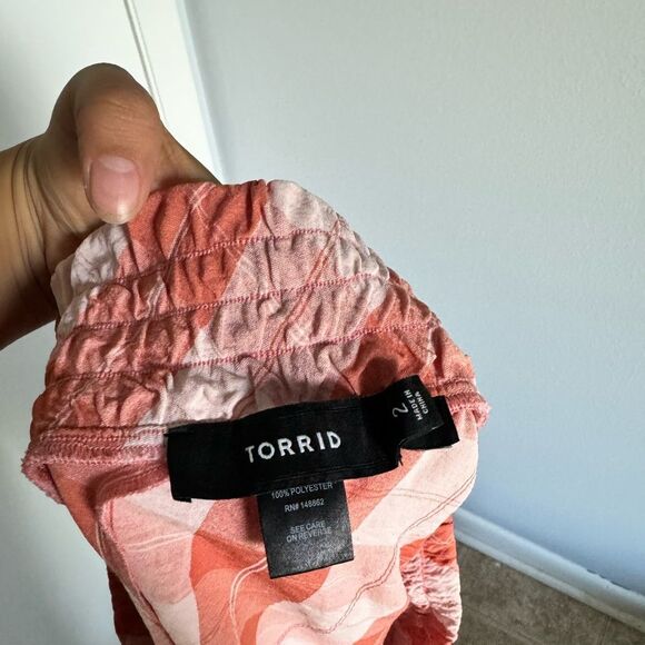 Torrid pull on seersucker shorts - Picture 4 of 5